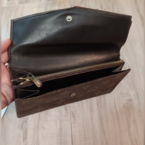 Authentic Louis Vuitton Long Wallet Monogram Vintage - Picture 11 of 13